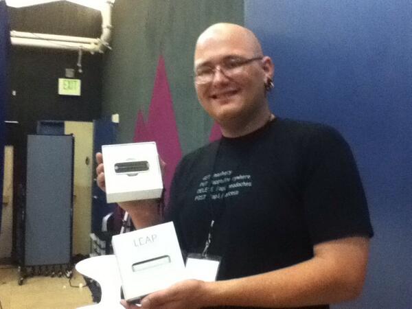 Thank you so much for this and such a great time @LeapMotion @NickelodeonTV @BurbankGames http://t.co/gKbxmdKJw9