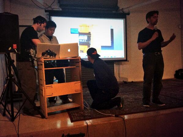 This team integrates @QualcommToq @emotiv @automatic AND @Scobleizer ;) #hackendo http://t.co/jEoocGmLcG